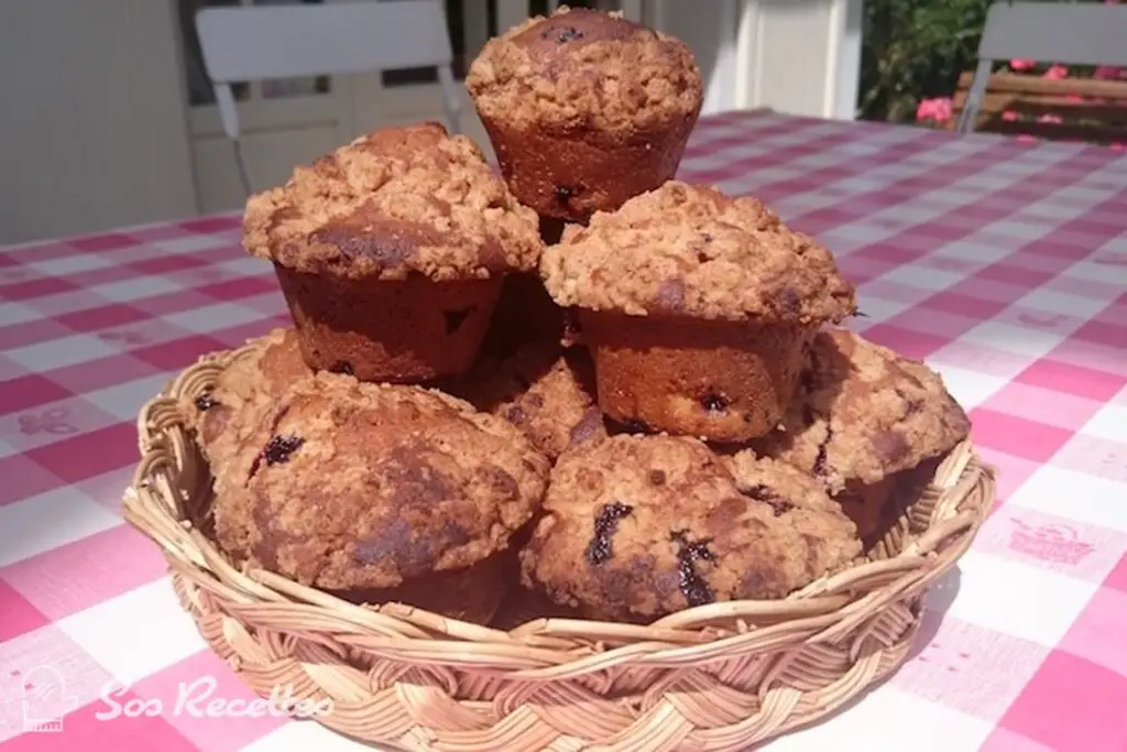 Recette des muffins au cassis & crumbletop